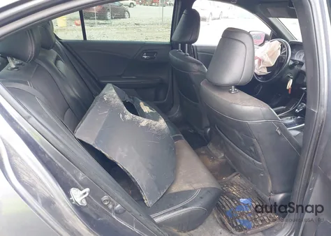 2017 Honda Accord Sport z USA, uszkodzony, nr VIN 1HGCR2F58HA239160